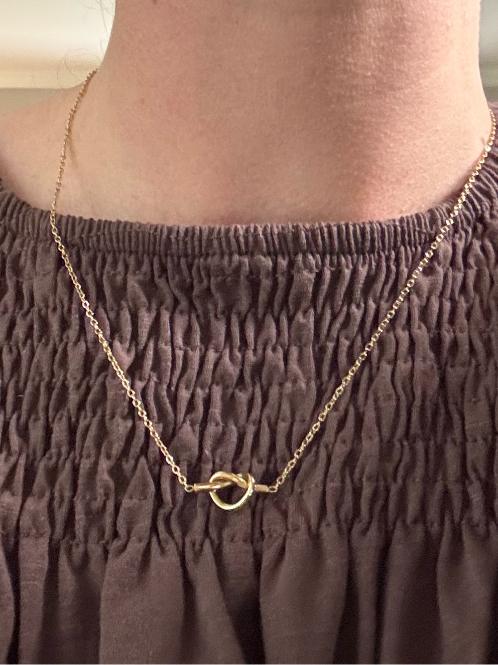 Gold Knot Forever Simple Necklace 

Brand New

Gold Plated Stainless Steel
